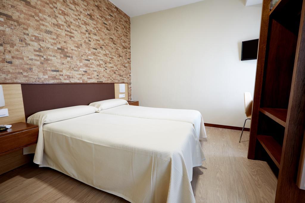 Hostal Campo Nuevo Hotel Sanlucar de Barrameda Bilik gambar